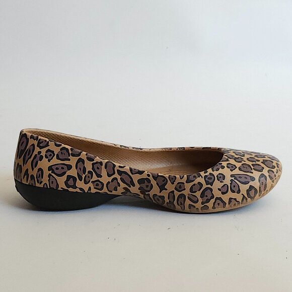 CROCS Laura Graphic Ballerina Women's Size 7 Leopard Print Flats Animal Print - Picture 1 of 9